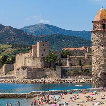 A 300 M De La Derriere Discotheque Le Marina * Le Barcarès